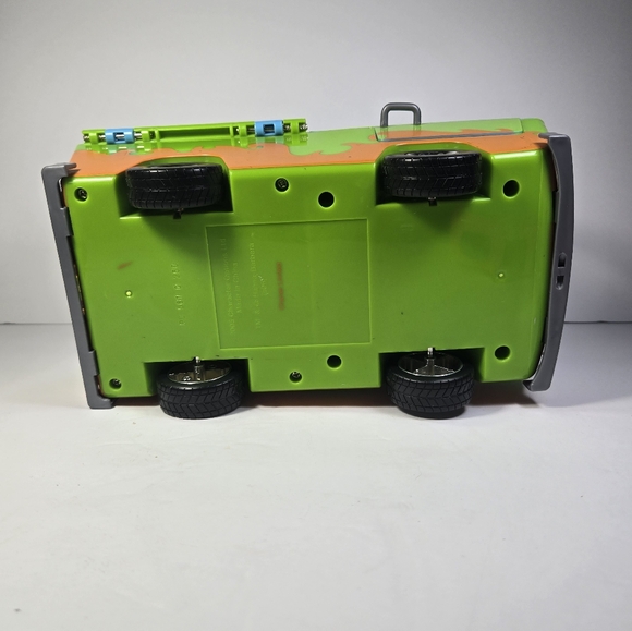SCOOBY DOO Mystery Machine Van GHOST PATROL w/ Opening Hatch - Picture 6 of 12